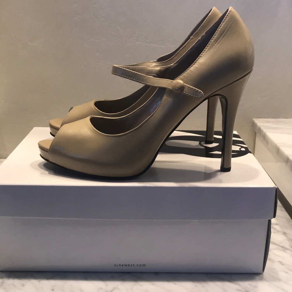 Nine West pumps